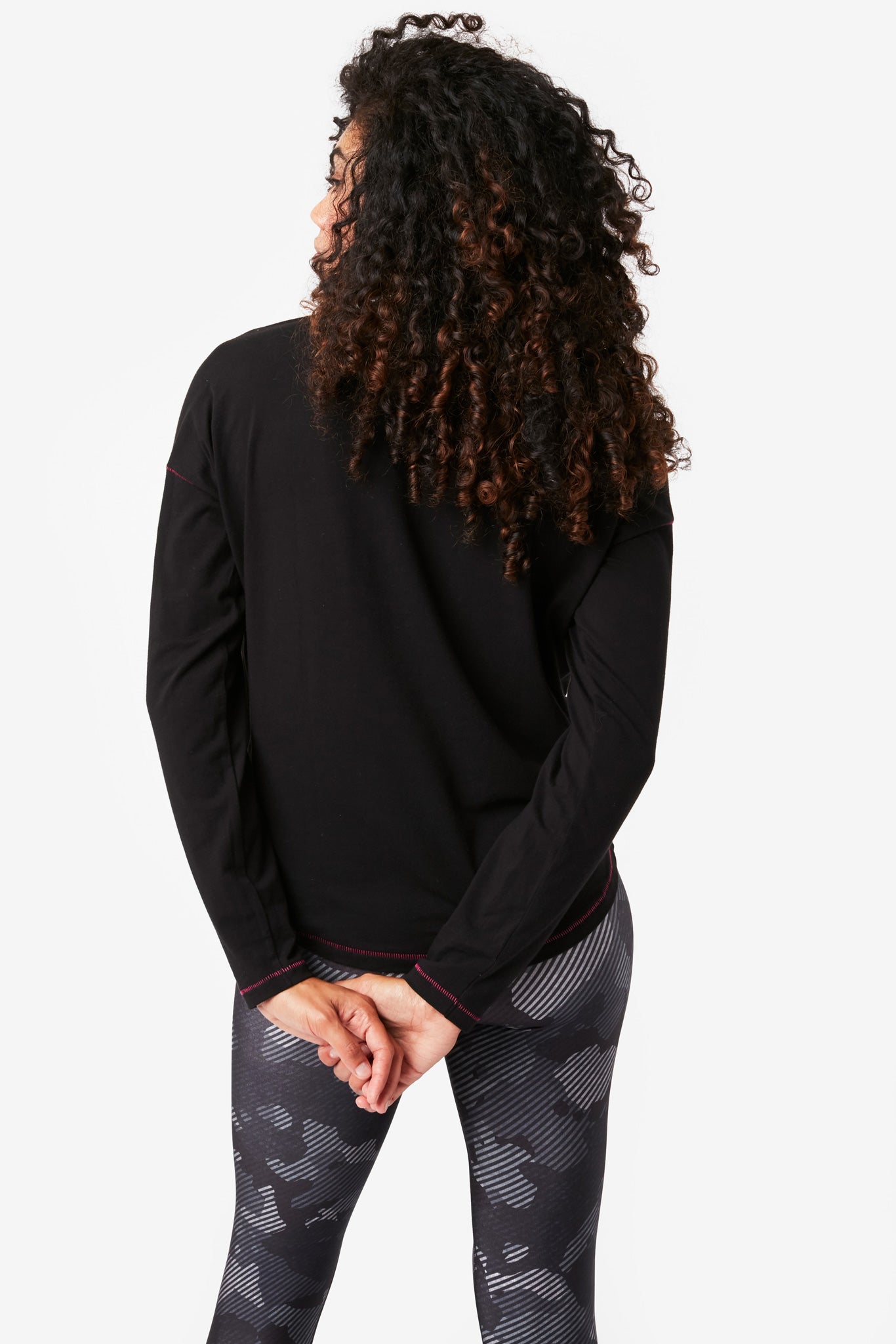 Bliss Long Sleeve Tee in New Yorker Black –